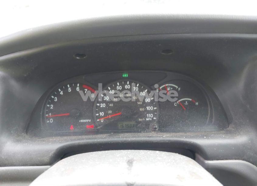 Photo 7 of 2002 Chevrolet Tracker HARD TOP BASE (VIN 2CNBJ13C126946857)