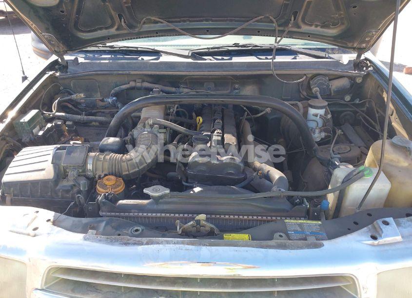 Photo 10 of 2003 Chevrolet Tracker HARD TOP BASE (VIN 2CNBJ13C136925993)