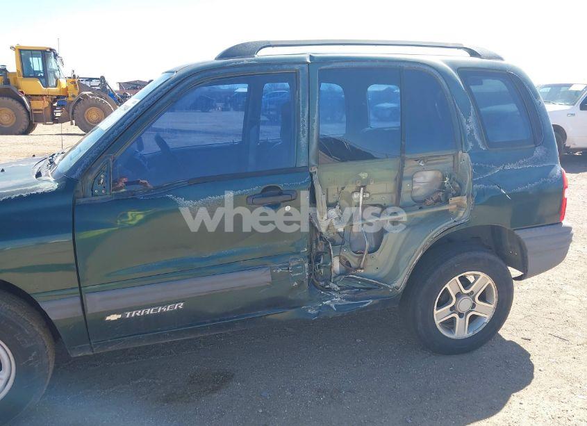 Photo 6 of 2003 Chevrolet Tracker HARD TOP BASE (VIN 2CNBJ13C136925993)