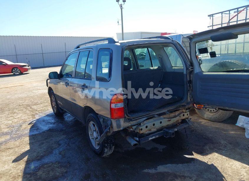 Photo 3 of 2003 Chevrolet Tracker HARD TOP BASE (VIN 2CNBJ13C136946925)