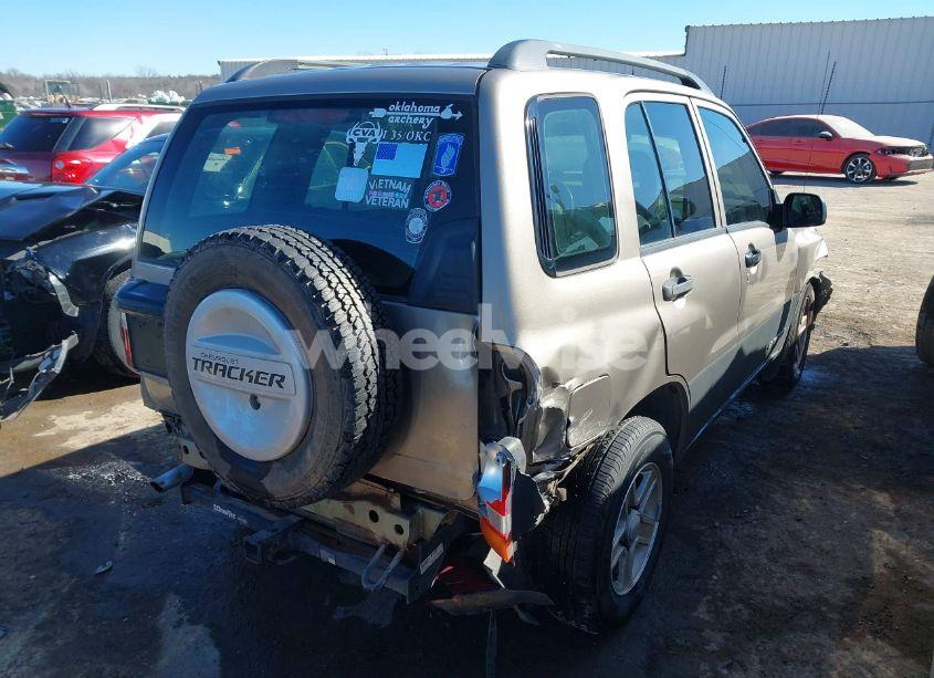 Photo 4 of 2003 Chevrolet Tracker HARD TOP BASE (VIN 2CNBJ13C136946925)