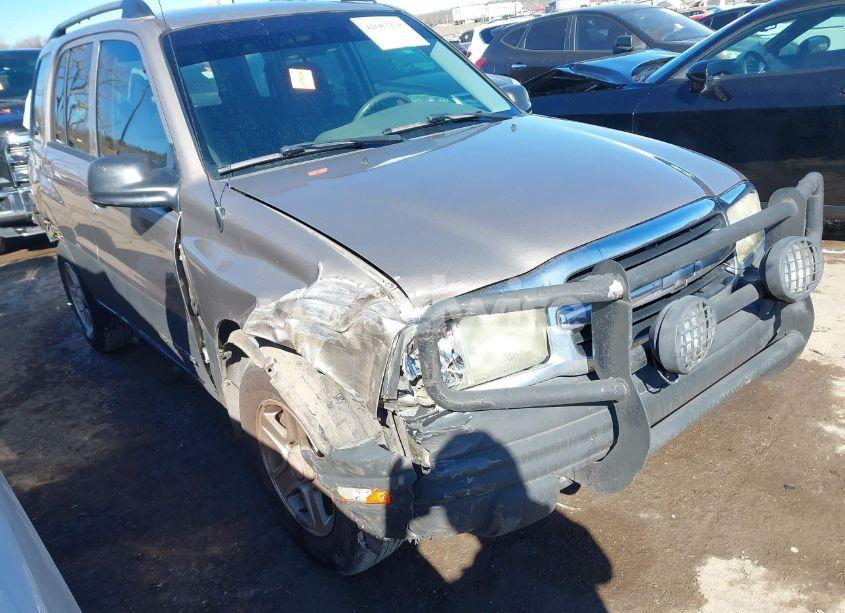 Photo 6 of 2003 Chevrolet Tracker HARD TOP BASE (VIN 2CNBJ13C136946925)