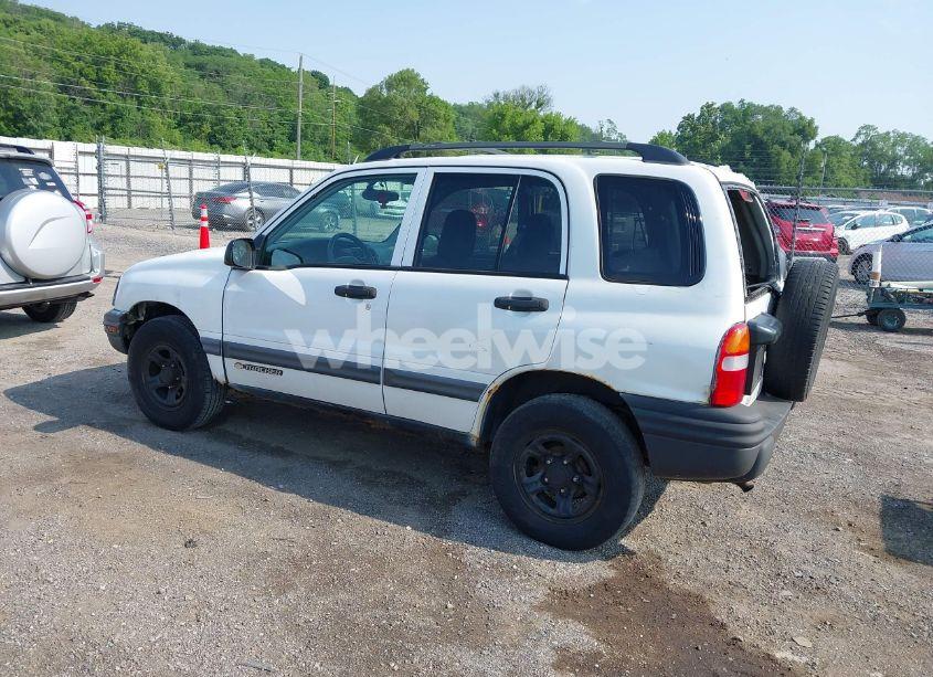 Photo 3 of 2003 Chevrolet Tracker HARD TOP BASE (VIN 2CNBJ13C236911259)