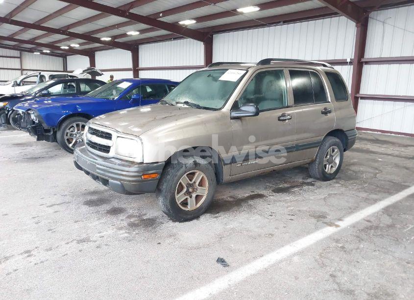 Photo 2 of 2003 Chevrolet Tracker (VIN 2CNBJ13C236916235)