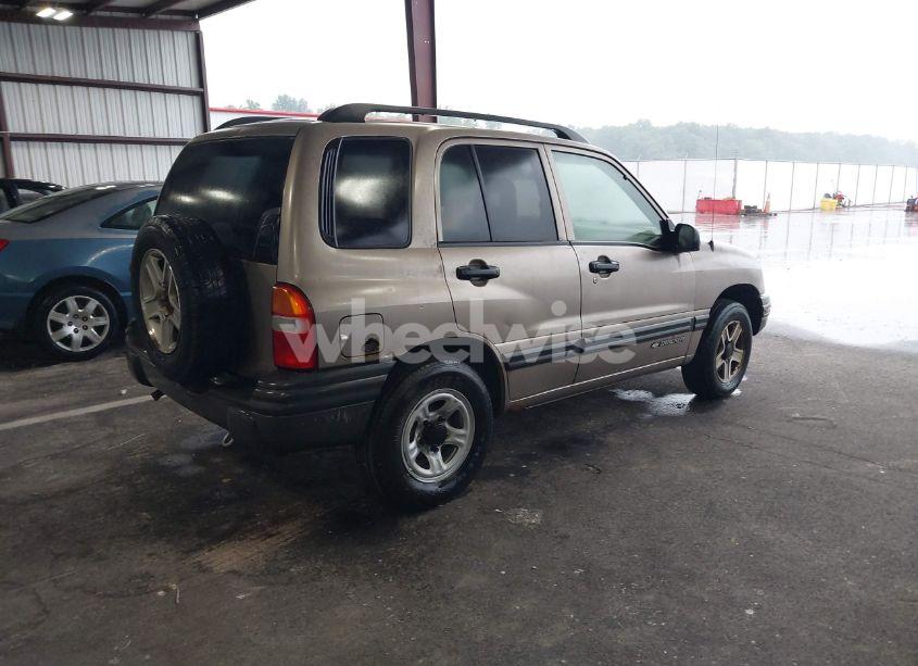 Photo 4 of 2003 Chevrolet Tracker (VIN 2CNBJ13C236916235)