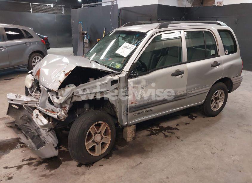 Photo 2 of 2003 Chevrolet Tracker HARD TOP BASE (VIN 2CNBJ13C336950684)
