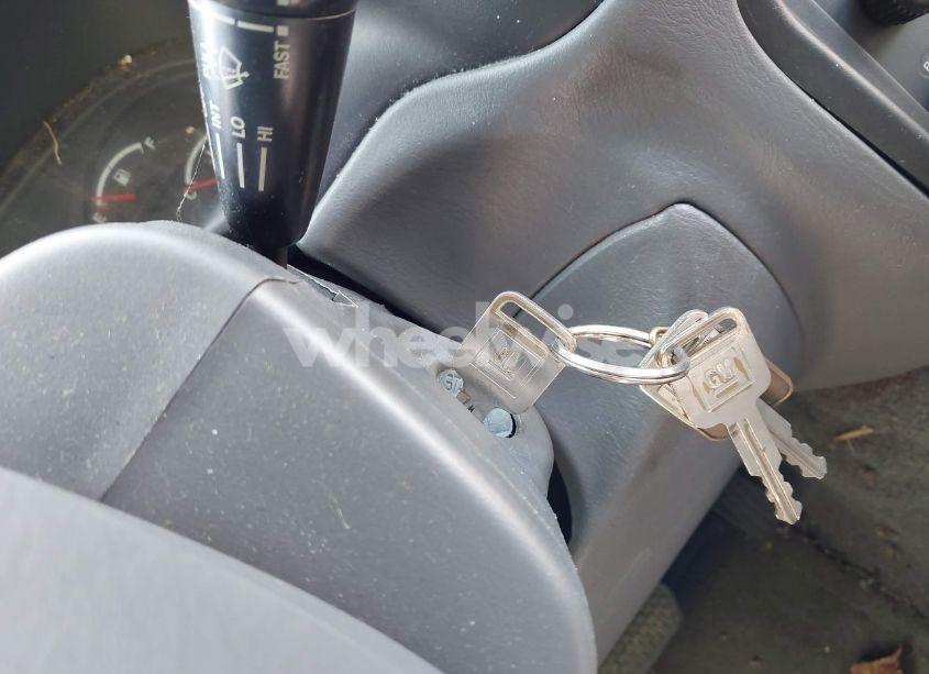 Photo 11 of 2002 Chevrolet Tracker HARD TOP BASE (VIN 2CNBJ13C526902991)