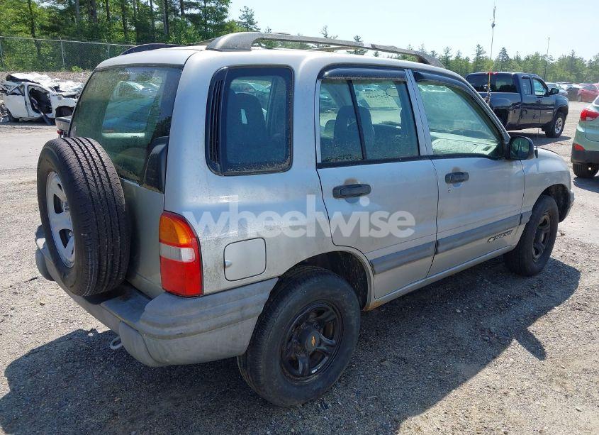Photo 4 of 2002 Chevrolet Tracker HARD TOP BASE (VIN 2CNBJ13C526902991)