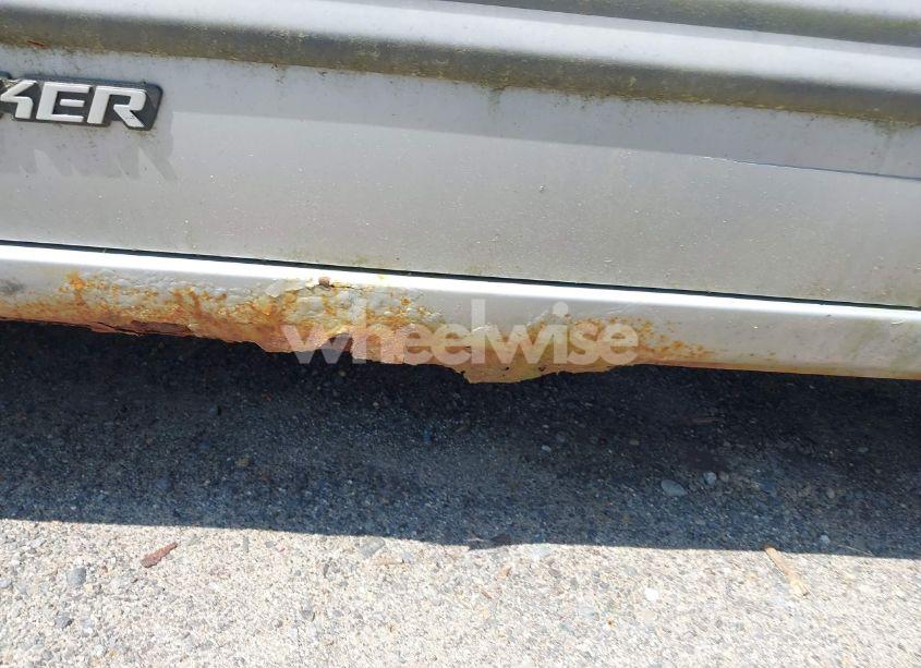 Photo 6 of 2002 Chevrolet Tracker HARD TOP BASE (VIN 2CNBJ13C526902991)