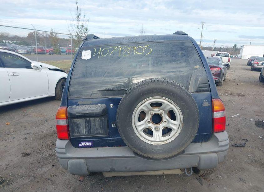 Photo 16 of 2003 Chevrolet Tracker HARD TOP BASE (VIN 2CNBJ13C736949599)