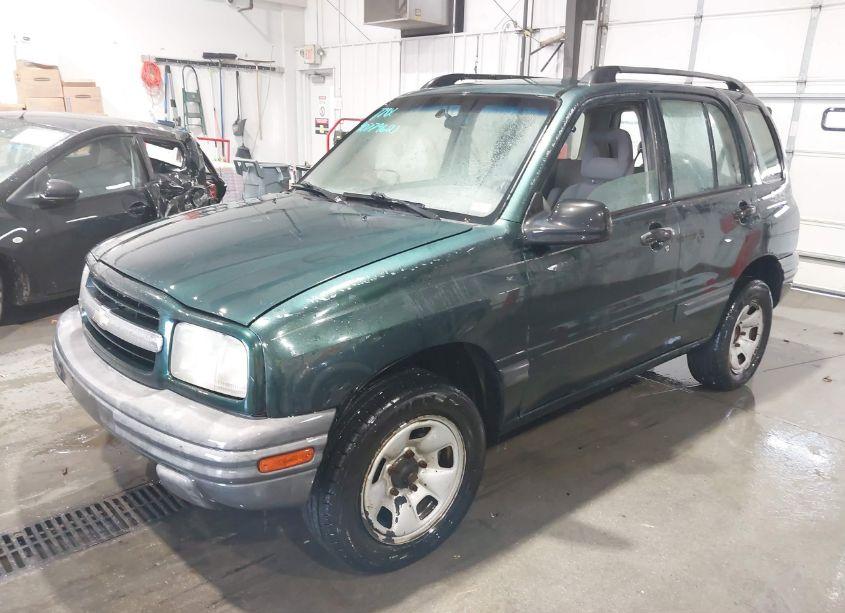 Photo 2 of 2002 Chevrolet Tracker HARD TOP BASE (VIN 2CNBJ13C826930297)