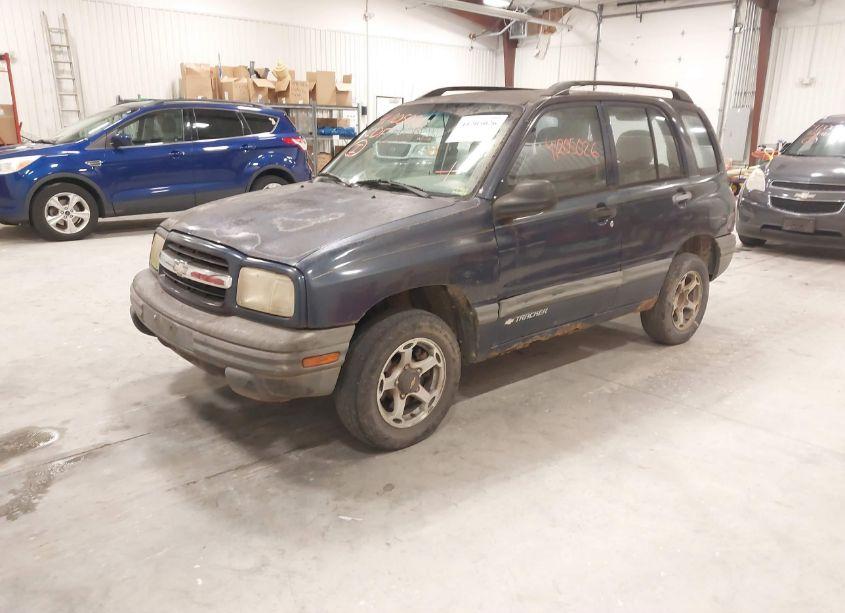 Photo 2 of 2000 Chevrolet Tracker HARD TOP (VIN 2CNBJ13C8Y6926453)