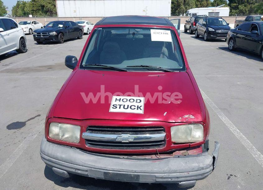 Photo 10 of 1999 Chevrolet Tracker (VIN 2CNBJ1865X6935435)
