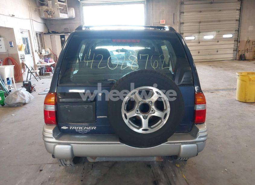 Photo 16 of 2001 Chevrolet Tracker HARD TOP LT (VIN 2CNBJ634116945339)