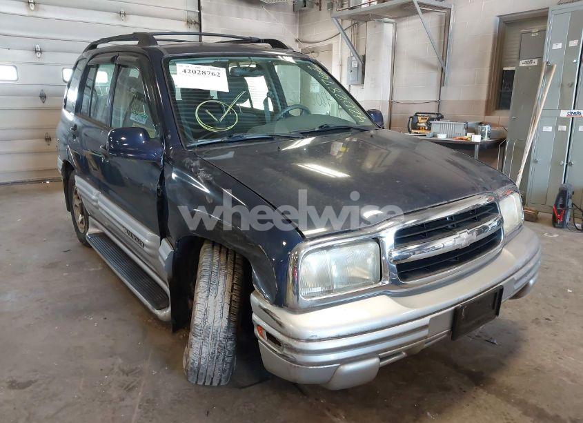 Photo 6 of 2001 Chevrolet Tracker HARD TOP LT (VIN 2CNBJ634116945339)