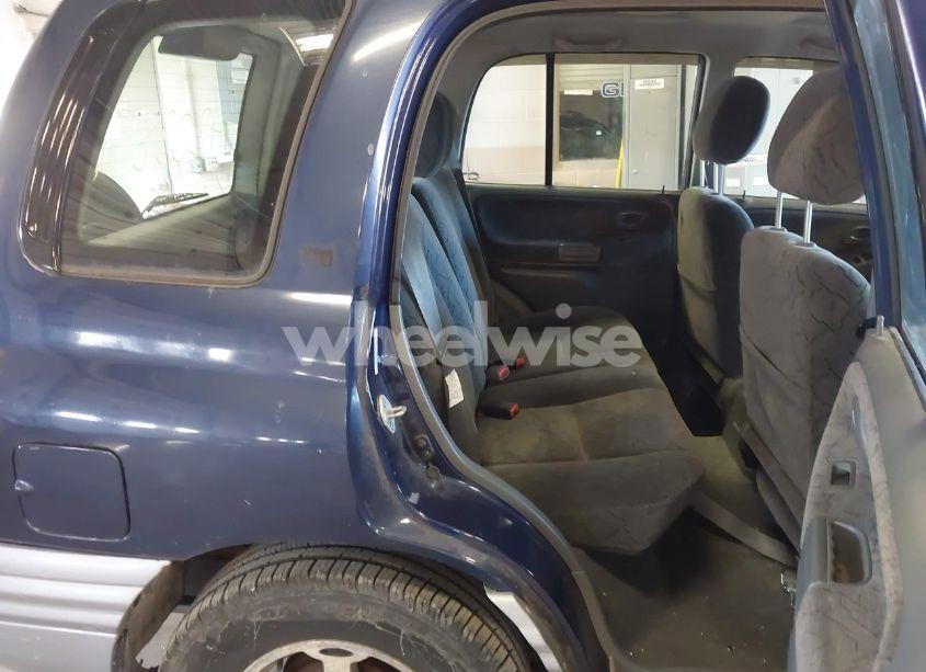 Photo 8 of 2001 Chevrolet Tracker HARD TOP LT (VIN 2CNBJ634116945339)