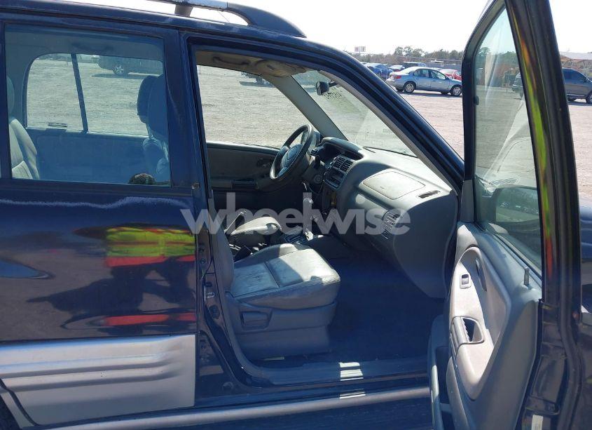 Photo 5 of 2001 Chevrolet Tracker HARD TOP LT (VIN 2CNBJ634316959811)