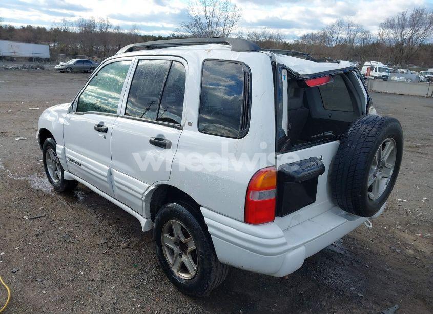Photo 3 of 2004 Chevrolet Tracker LT (VIN 2CNBJ634646906802)