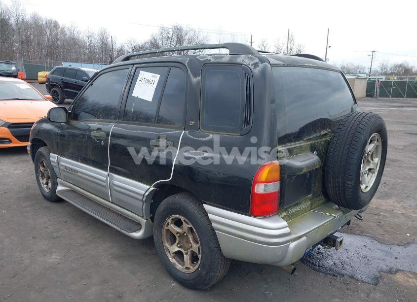 Photo 3 of 2001 Chevrolet Tracker HARD TOP LT (VIN 2CNBJ634716947399)