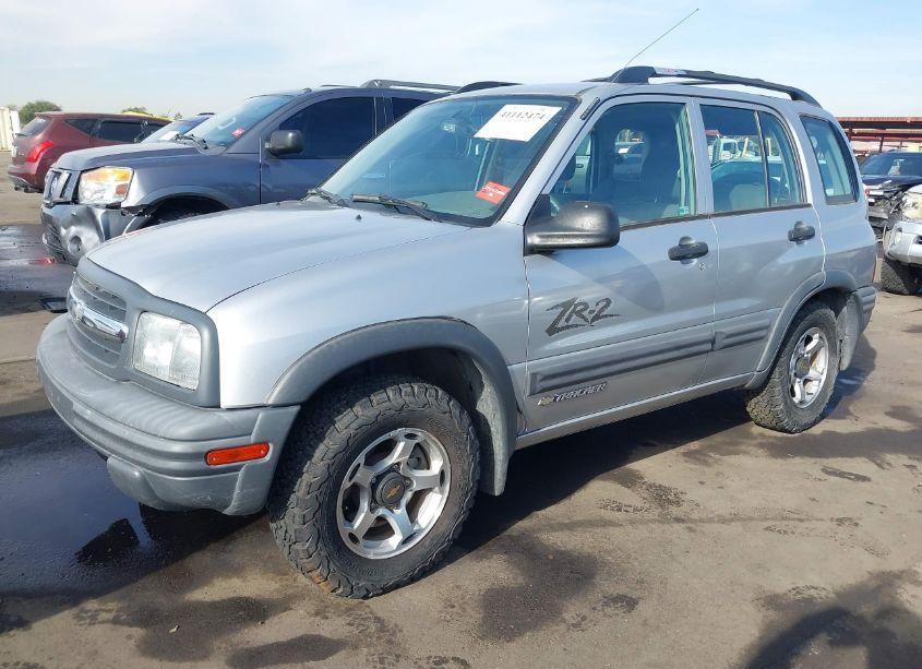 Photo 2 of 2001 Chevrolet Tracker HARD TOP ZR2 (VIN 2CNBJ734216954038)