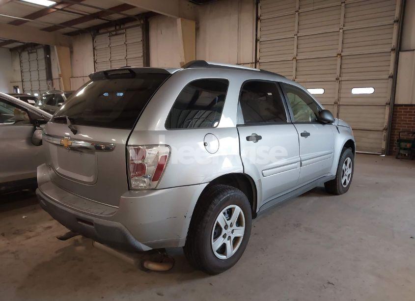 Photo 4 of 2006 Chevrolet Equinox LS (VIN 2CNDL13F166203991)