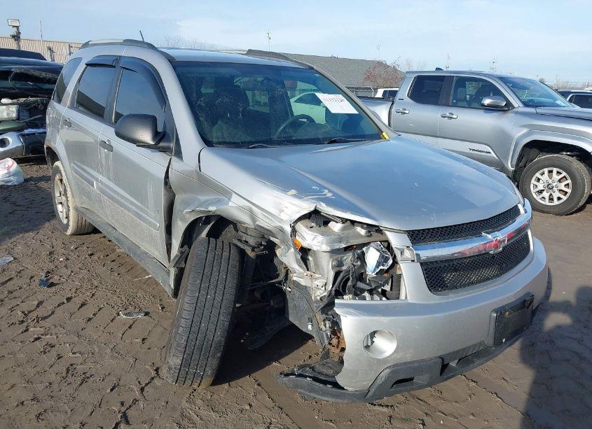 2007 Chevrolet Equinox LS (VIN 2CNDL13F276053004) main photo