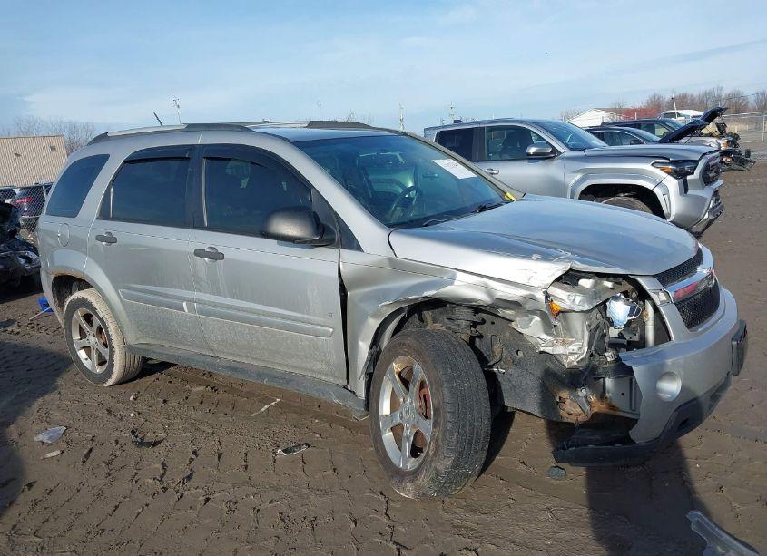 Photo 13 of 2007 Chevrolet Equinox LS (VIN 2CNDL13F276053004)