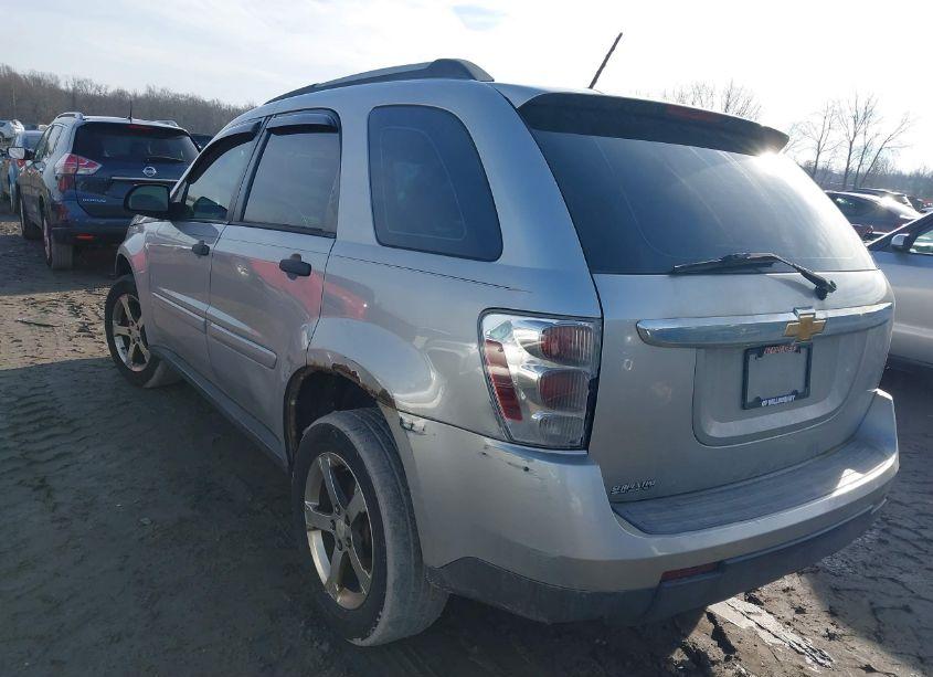 Photo 3 of 2007 Chevrolet Equinox LS (VIN 2CNDL13F276053004)