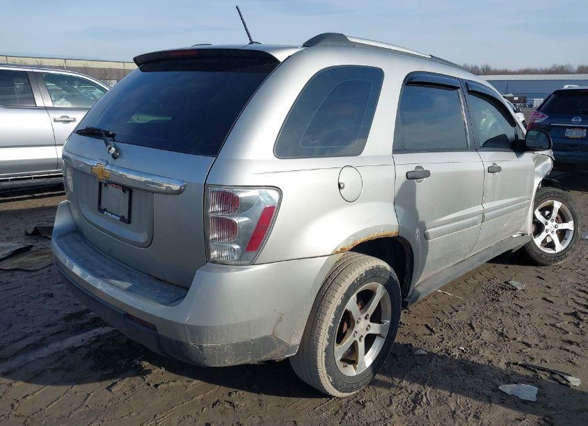 Photo 4 of 2007 Chevrolet Equinox LS (VIN 2CNDL13F276053004)