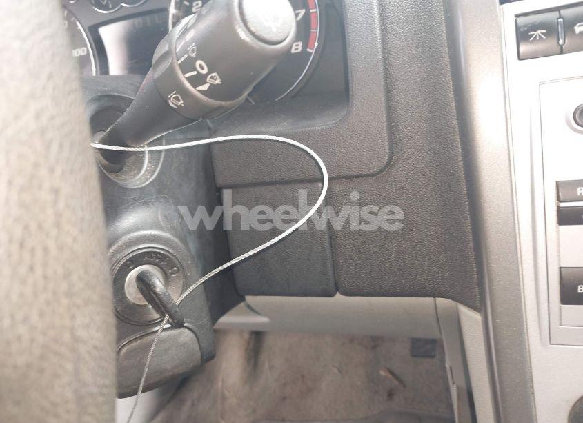 Photo 11 of 2007 Chevrolet Equinox LS (VIN 2CNDL13F276056842)