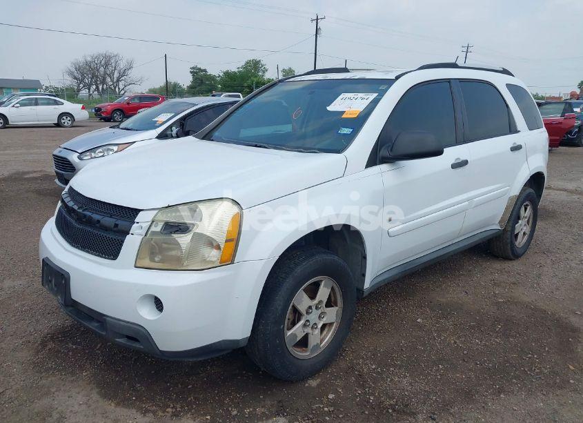 Photo 2 of 2007 Chevrolet Equinox LS (VIN 2CNDL13F376064464)