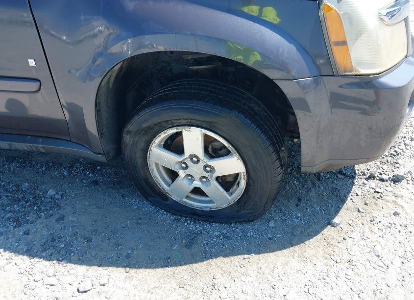 Photo 13 of 2007 Chevrolet Equinox LS (VIN 2CNDL13F476247601)