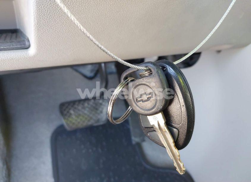 Photo 11 of 2009 Chevrolet Equinox LS (VIN 2CNDL13F496211295)