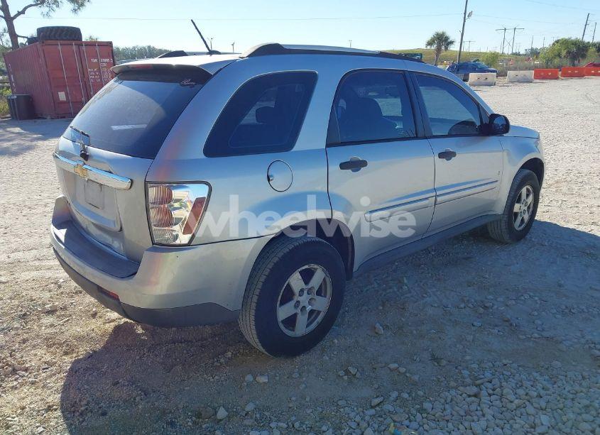 Photo 4 of 2009 Chevrolet Equinox LS (VIN 2CNDL13F496211295)