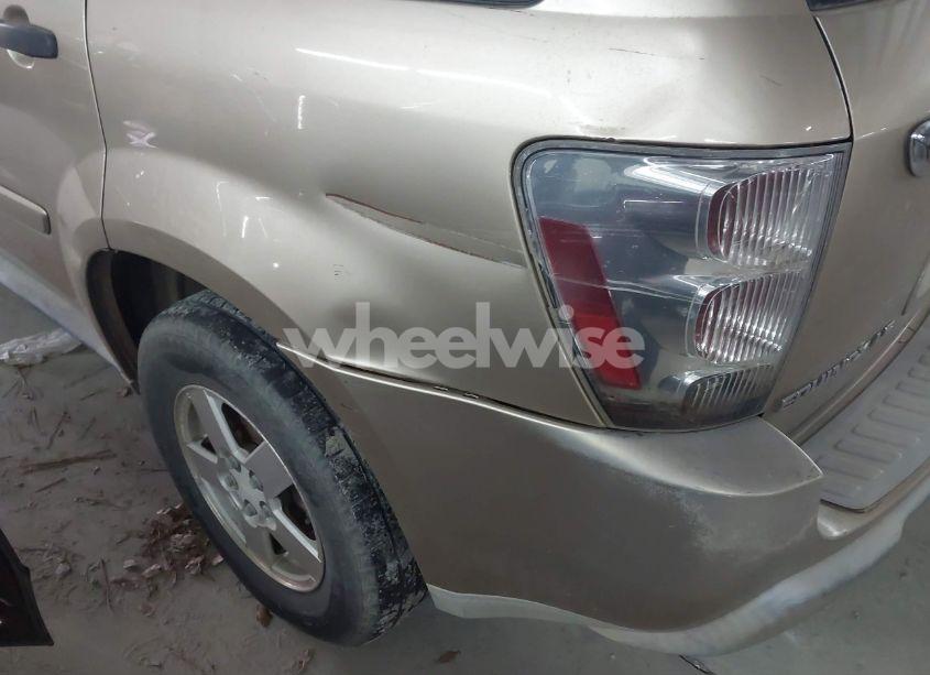 Photo 12 of 2005 Chevrolet Equinox LS (VIN 2CNDL13F556179693)