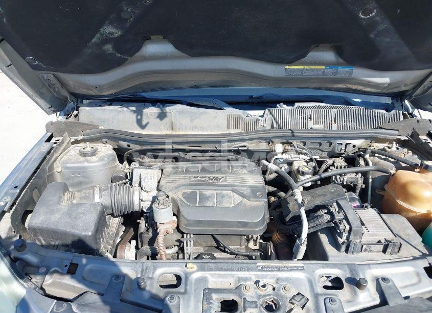 Photo 10 of 2005 Chevrolet Equinox LS (VIN 2CNDL13F656160747)