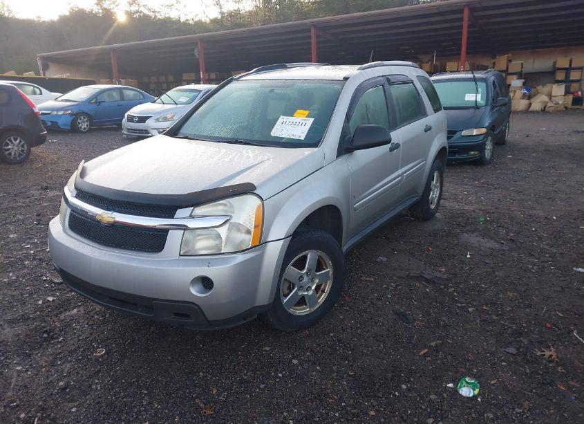 Photo 2 of 2007 Chevrolet Equinox LS (VIN 2CNDL13F676011399)