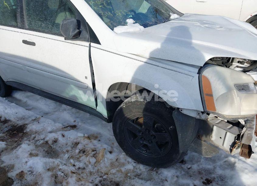 Photo 13 of 2008 Chevrolet Equinox LS (VIN 2CNDL13F686345885)