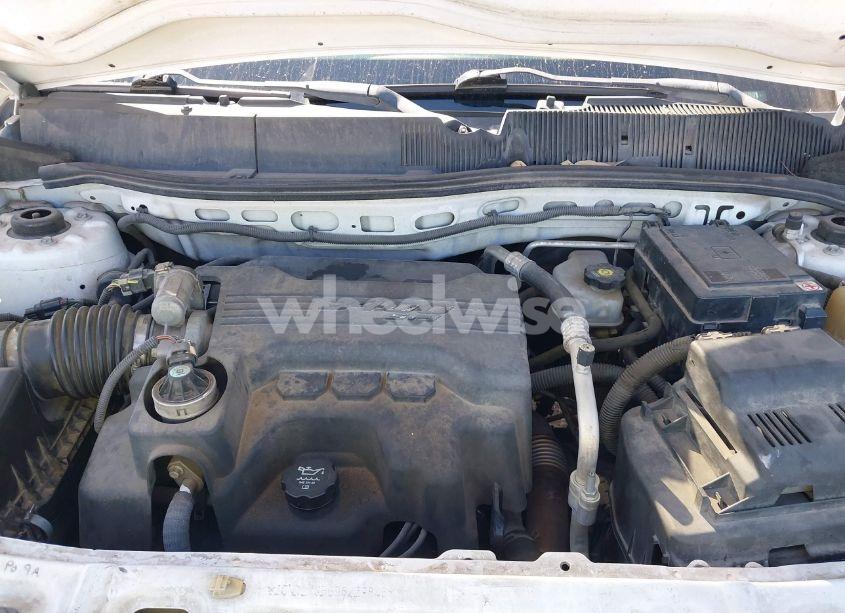 Photo 10 of 2009 Chevrolet Equinox LS (VIN 2CNDL13F696229846)