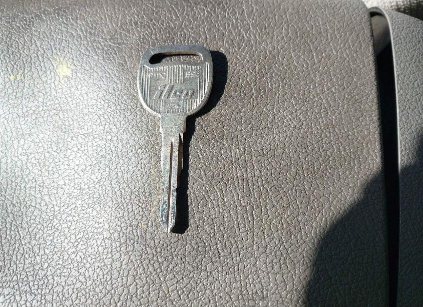 Photo 11 of 2006 Chevrolet Equinox LS (VIN 2CNDL13F866206712)