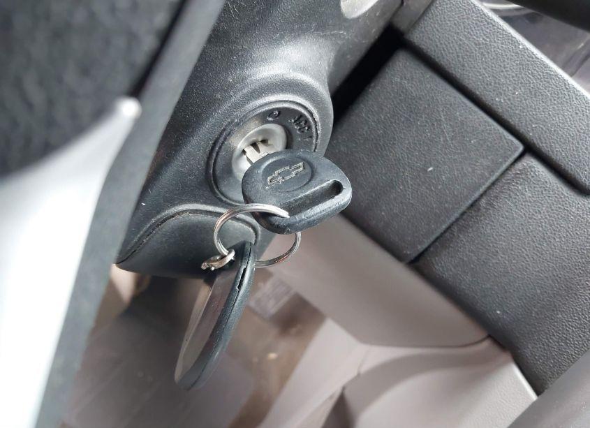 Photo 11 of 2009 Chevrolet Equinox LS (VIN 2CNDL13F896224034)