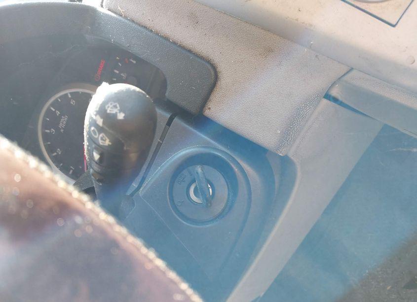 Photo 11 of 2005 Chevrolet Equinox LS (VIN 2CNDL13F956014052)