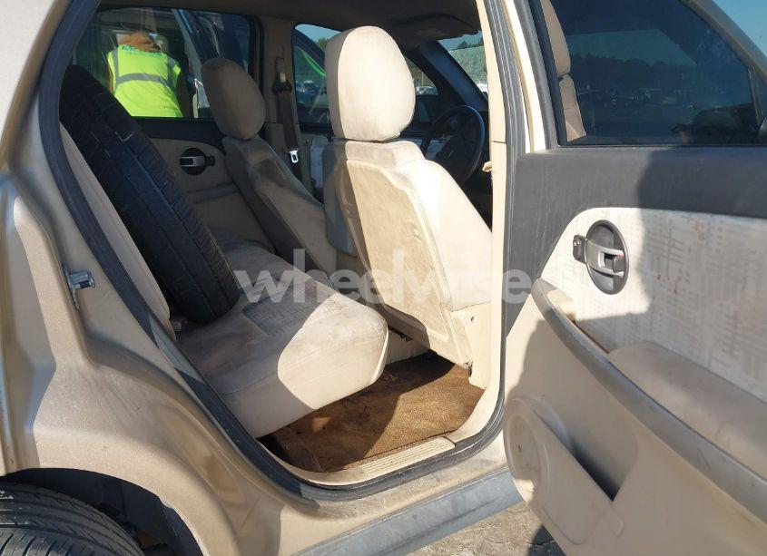 Photo 8 of 2006 Chevrolet Equinox LS (VIN 2CNDL13F966028891)