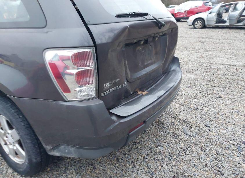 Photo 13 of 2007 Chevrolet Equinox LS (VIN 2CNDL13F976072309)