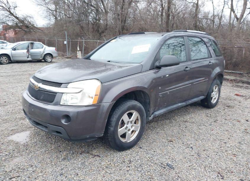 Photo 2 of 2007 Chevrolet Equinox LS (VIN 2CNDL13F976072309)