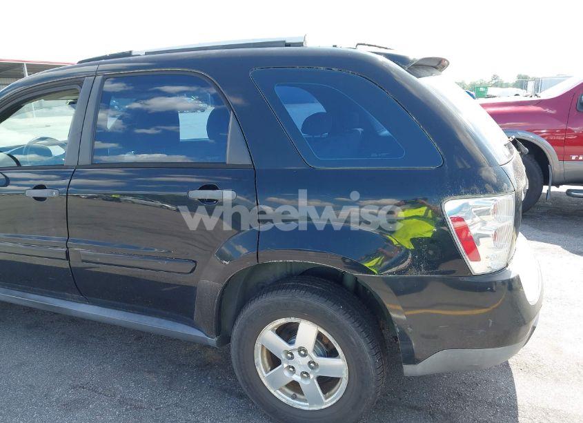 Photo 12 of 2007 Chevrolet Equinox LS (VIN 2CNDL13F976241860)