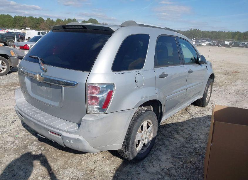 Photo 4 of 2005 Chevrolet Equinox LS (VIN 2CNDL13FX56197185)