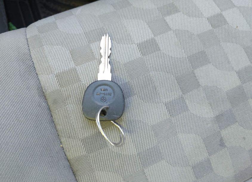 Photo 11 of 2008 Chevrolet Equinox LS (VIN 2CNDL13FX86018857)