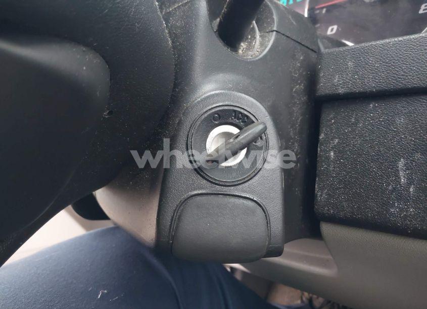 Photo 11 of 2009 Chevrolet Equinox LS (VIN 2CNDL13FX96236430)