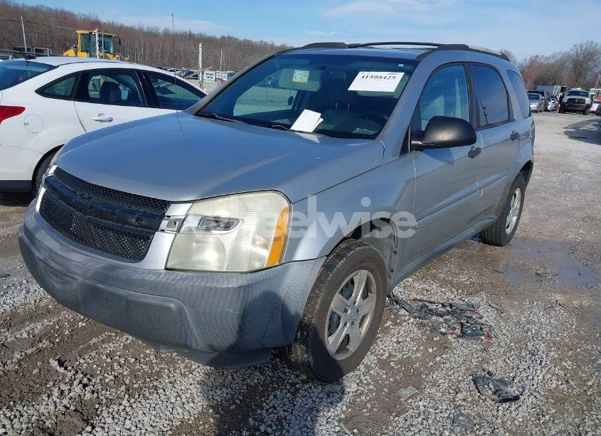 Photo 2 of 2006 Chevrolet Equinox LS (VIN 2CNDL23F166140591)
